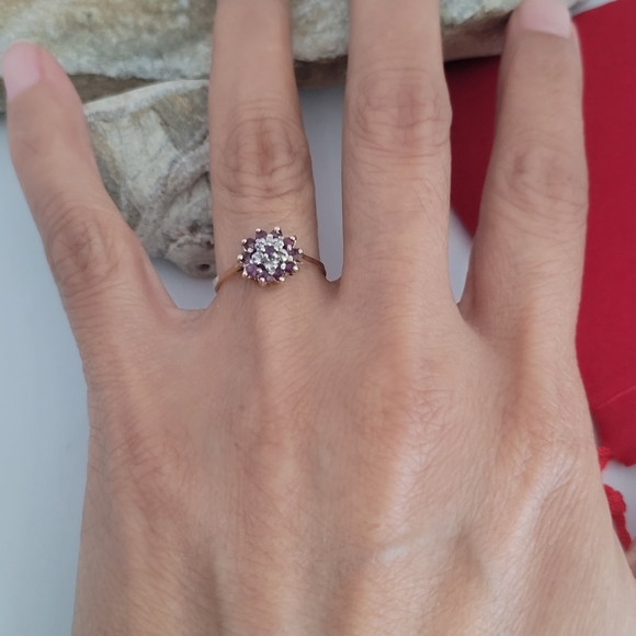 ❤️10k Size 6 Precious Solid Yellow Gold Rubies and Diamond Ring! 👌🎁 - Picture 9 of 13